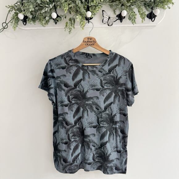 Women’s Monrow Gray Blue Palm Print Baby Tee Medium ww4 - Picture 1 of 4